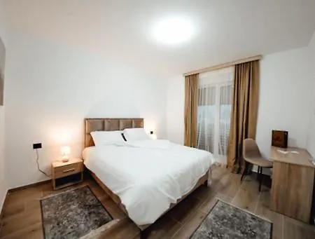Zlatna Nit Hostel