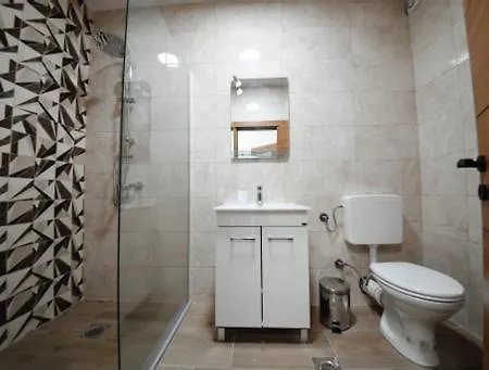 Zlatna Nit Hostel